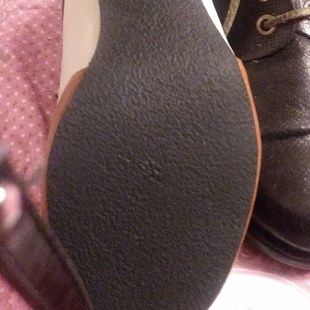 Two tone worn once - Picture 2 of 3